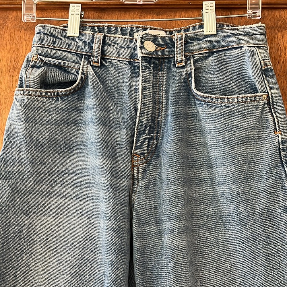High Rise Straight Mom Jeans - Picture 3 of 4